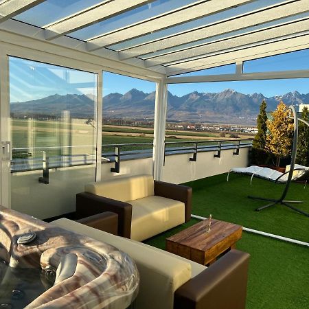 Tatra Billetee Apartman S Luxusnym Vyhladom Na Vysoketatry A Sukromnym Wellness Poprád Kültér fotó