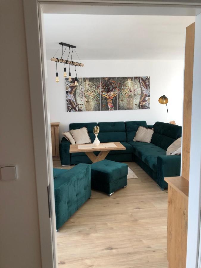 Tatra Billetee Apartman S Luxusnym Vyhladom Na Vysoketatry A Sukromnym Wellness Poprád Kültér fotó