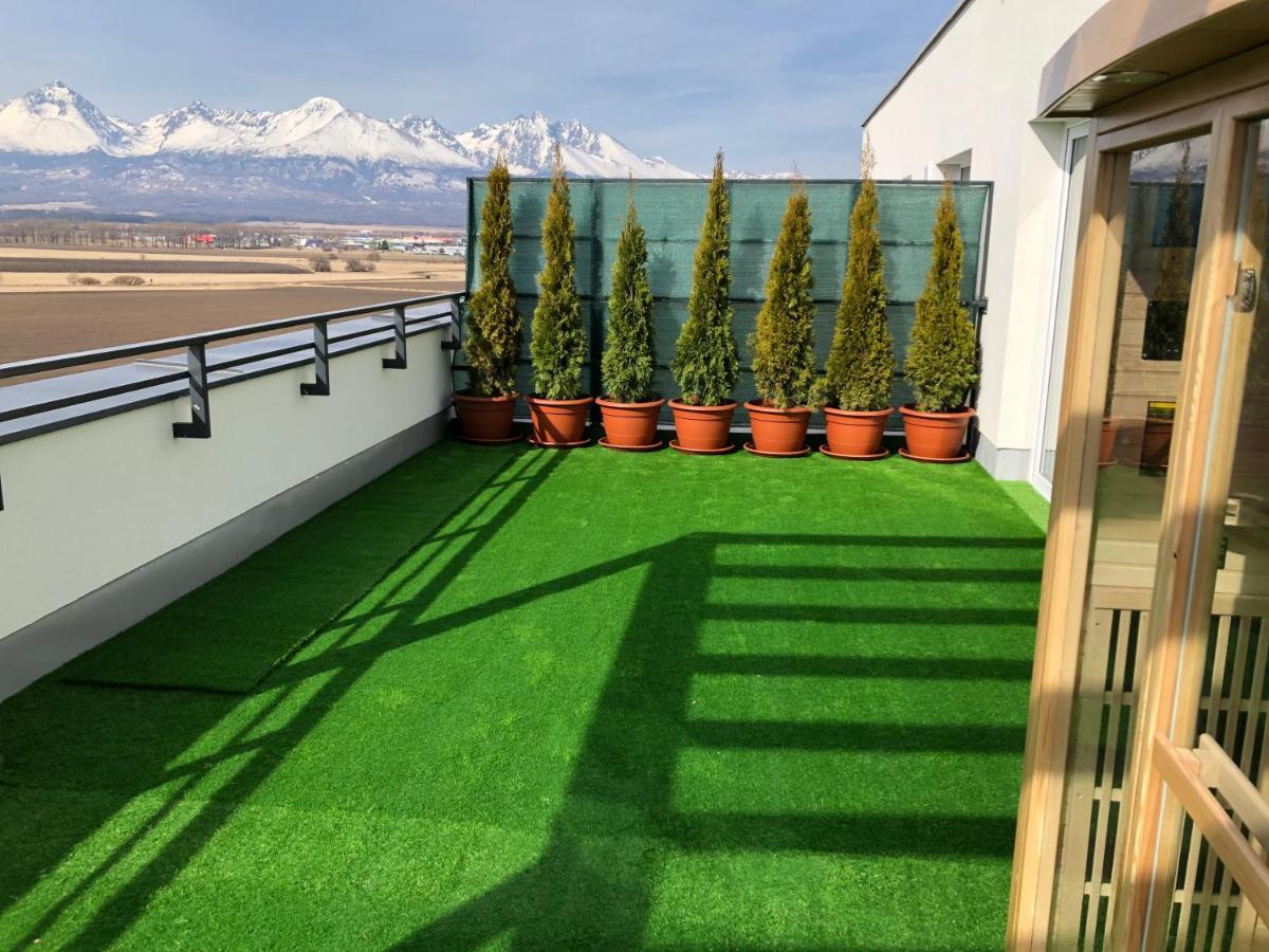 Tatra Billetee Apartman S Luxusnym Vyhladom Na Vysoketatry A Sukromnym Wellness Poprád Kültér fotó