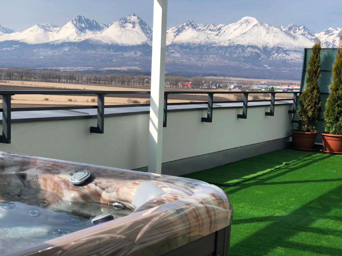 Tatra Billetee Apartman S Luxusnym Vyhladom Na Vysoketatry A Sukromnym Wellness Poprád Kültér fotó